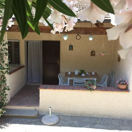 Le Catre Farm stay *